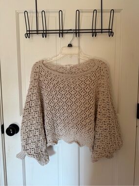 Open-Knit Balloon-Sleeve Sweater in Light Beige